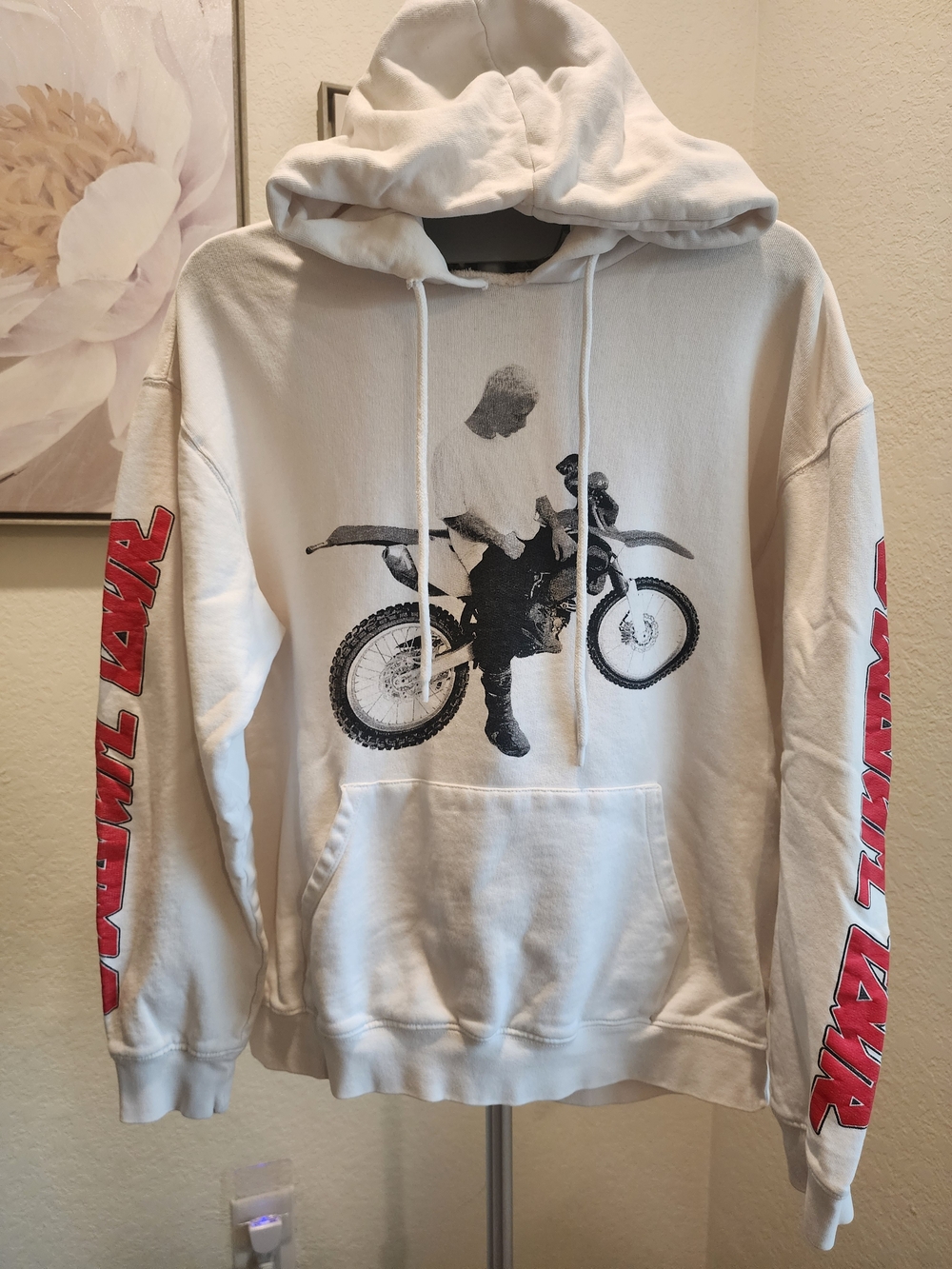 Justin Bieber Statium Tour   Whitw Hoodie with Tour Dates On The Back